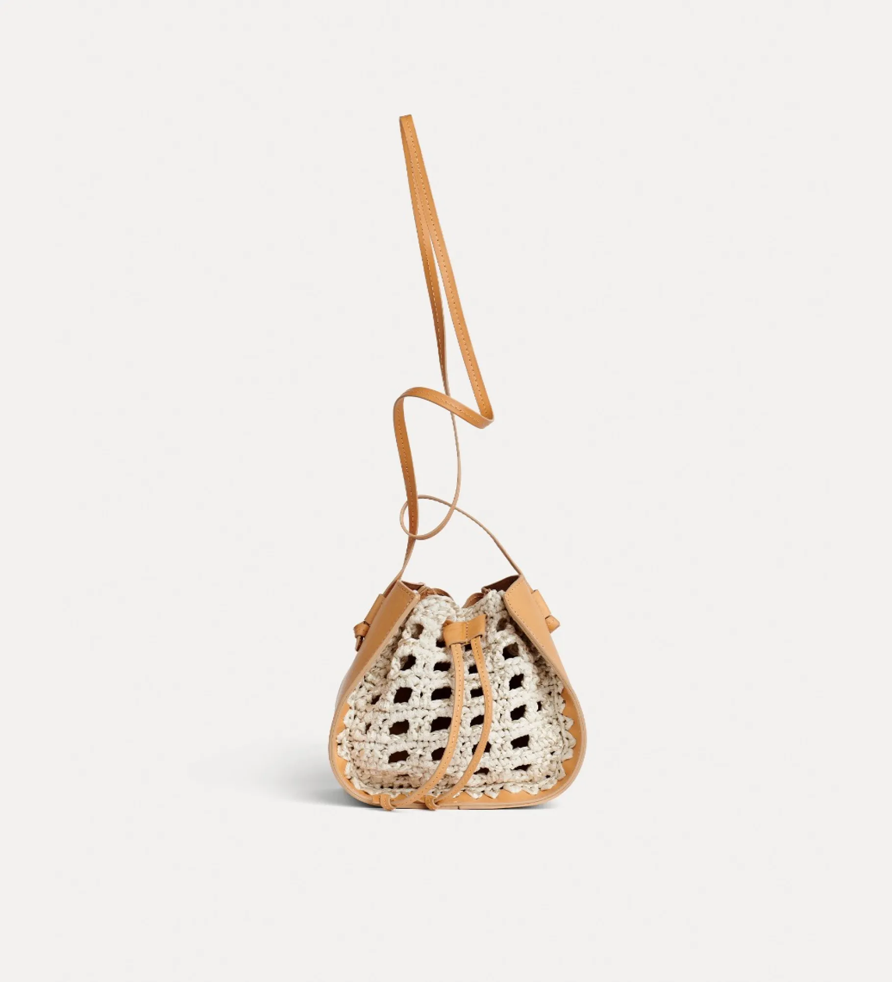 Sale forte_forte borsa secchiello in pelle e crochet naturale